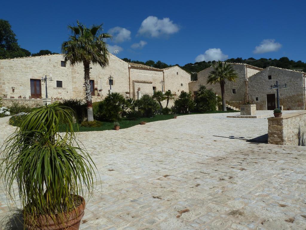 Silva Suri Guest House Marina di Ragusa Exterior foto
