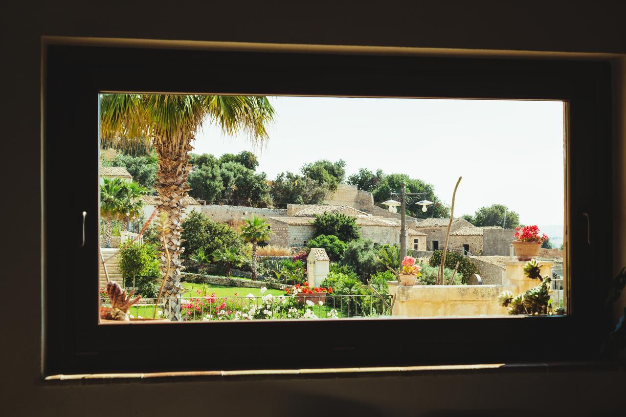 Silva Suri Guest House Marina di Ragusa Exterior foto